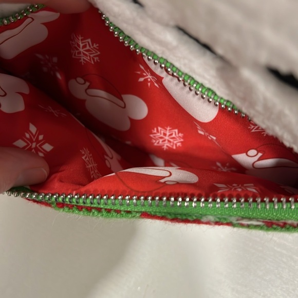 NWT- Mickey Mouse Snowman Holiday Loungefly Mini Backpack - Disney - Picture 9 of 9